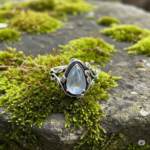 Nature-Inspired Teardrop Gemstone Ring